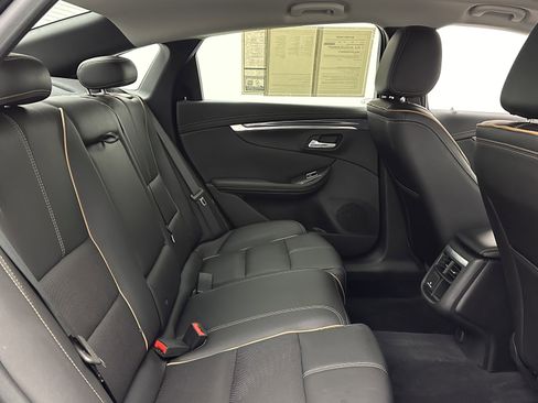 Used 2018 Chevrolet Impala Premier w/ Premier Convenience Package image 33