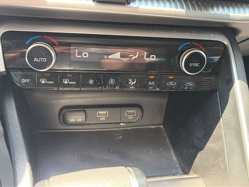 Used 2022 Kia K5 LXS AWD/4WD image 21
