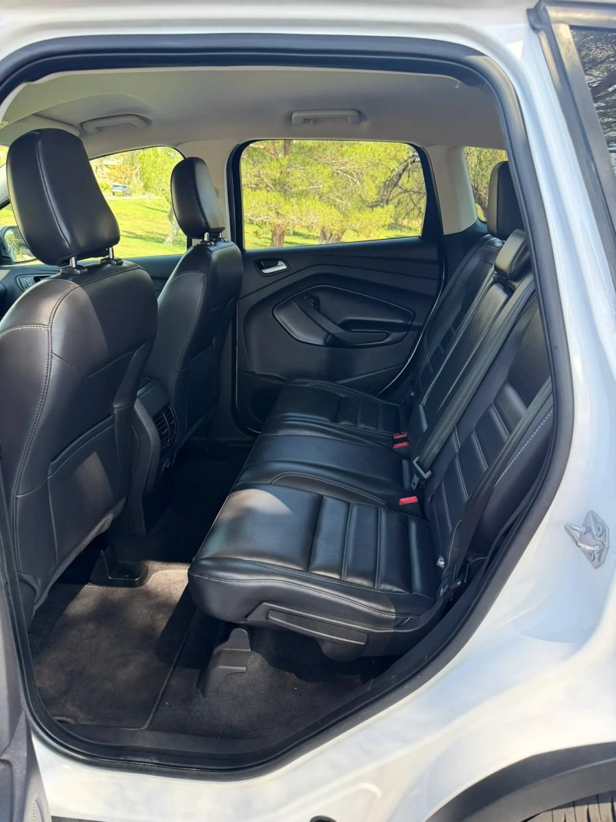 Used 2019 Ford Escape SEL FWD image 12