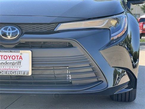 New 2026 Toyota Corolla LE image 9