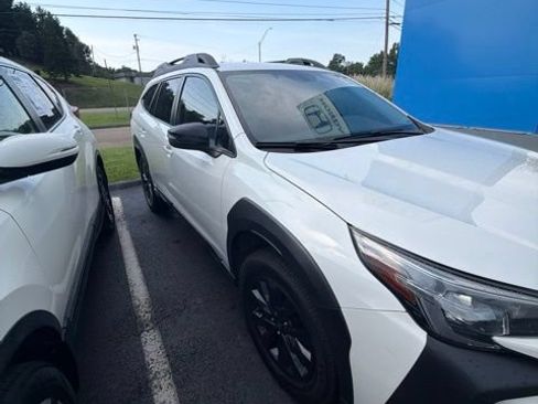 Used 2023 Subaru Outback Onyx Edition AWD/4WD image 7