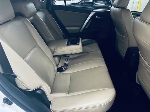 Used 2017 Toyota RAV4 XLE AWD/4WD image 25