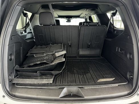 Certified 2024 Chevrolet Suburban High Country image 41