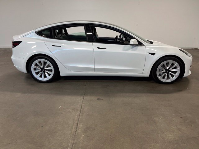 Used 2022 Tesla Model 3 Long Range AWD/4WD image 2