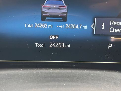 Used 2023 BMW iX xDrive50 w/ Premium Package image 37