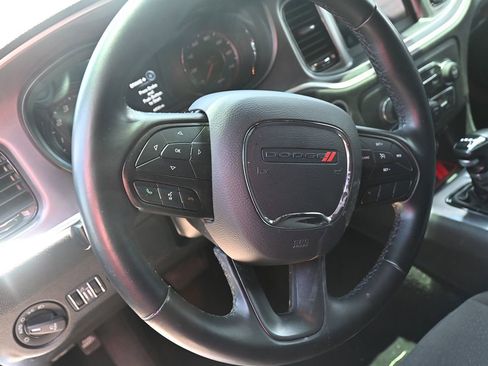 Used 2020 Dodge Charger SXT w/ Blacktop Package image 18