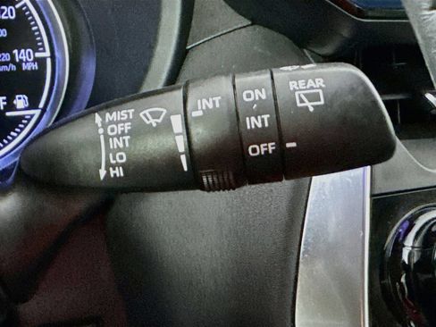 Used 2021 Toyota Venza LE w/ Carpet Mat Package (TMS) AWD/4WD image 13