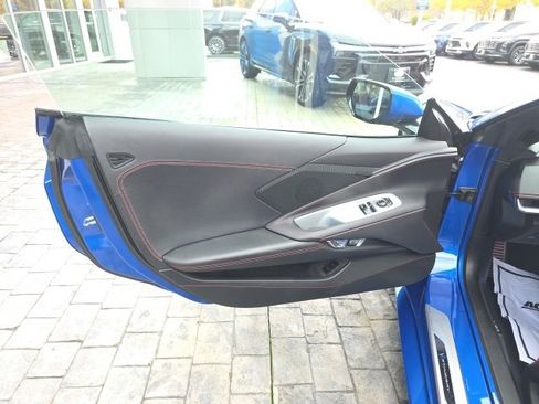 Used 2021 Chevrolet Corvette Stingray Coupe w/ 1LT image 13