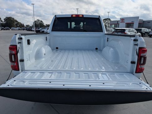 Used 2024 RAM 2500 Laramie w/ Safety Group image 7