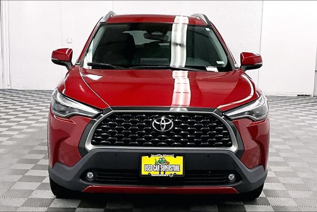 Used 2023 Toyota Corolla Cross XLE FWD image 4