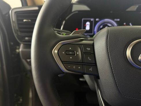 Used 2025 Lexus NX 350h AWD image 25