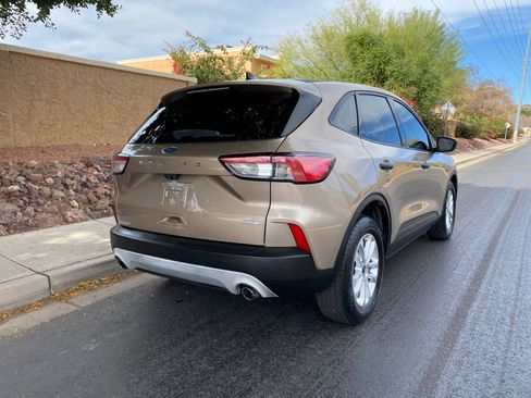 Used 2020 Ford Escape S image 6