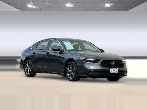 Certified 2023 Honda Accord EX image 6