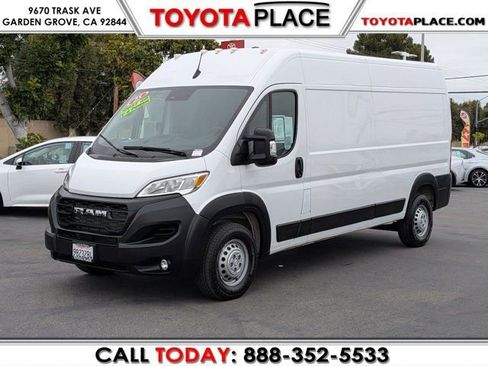 Used 2025 RAM ProMaster 2500 w/ Convenience Group FWD image 1