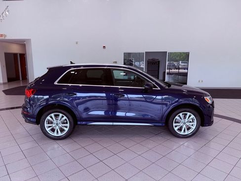 Used 2022 Audi Q3 2.0T Premium Plus w/ Premium Plus Package AWD/4WD image 15