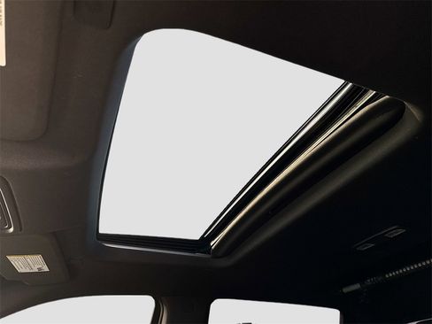 Used 2024 GMC Sierra 2500 AT4 w/ AT4 Premium Plus Package image 16