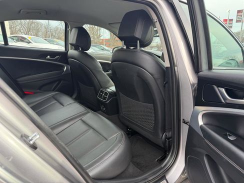 Used 2020 Genesis G70 2.0T image 16