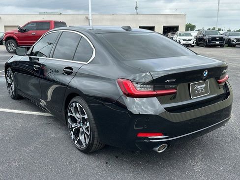 Used 2025 BMW 330i xDrive Sedan w/ Premium Package image 8