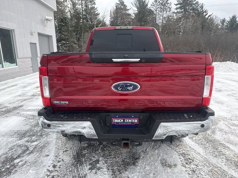 Used 2019 Ford F250 Lariat w/ Chrome Package image 4