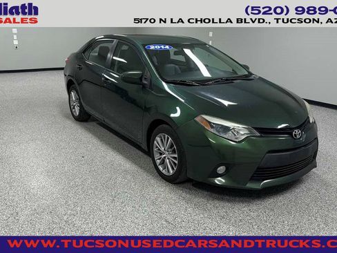 Used 2014 Toyota Corolla LE FWD image 1