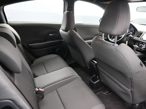 Used 2020 Honda HR-V Sport image 14