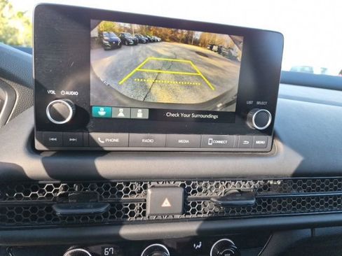 Used 2023 Honda HR-V LX image 23