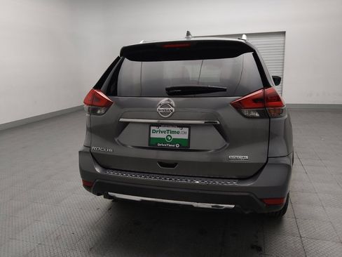 Used 2019 Nissan Rogue S w/ Special Edition Package FWD image 7