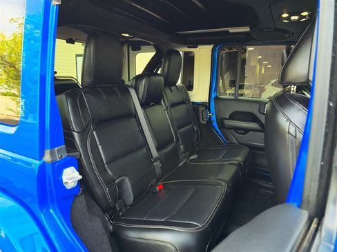 Used 2021 Jeep Wrangler Unlimited Sahara AWD/4WD image 24