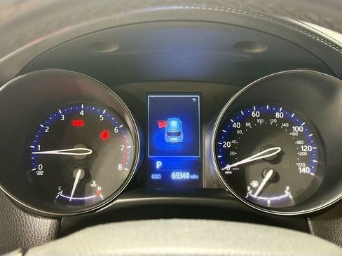 Used 2018 Toyota C-HR XLE image 14