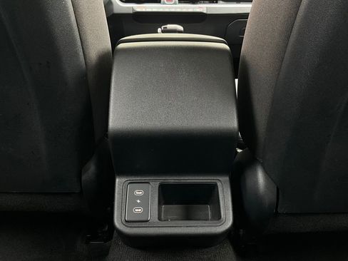 Used 2025 Kia K4 LXS image 12