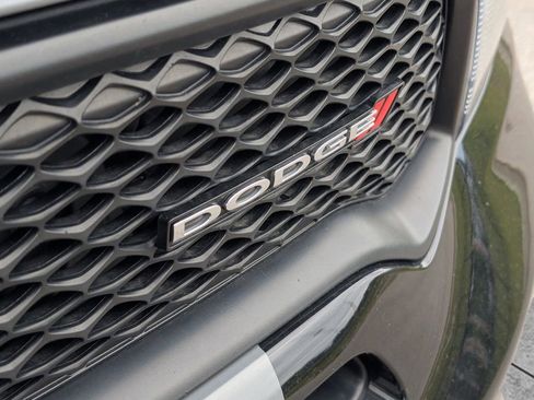 Used 2019 Dodge Durango R/T w/ Technology Group AWD/4WD image 10