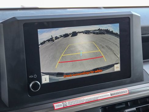 Used 2025 Toyota Tacoma TRD Sport AWD/4WD image 22