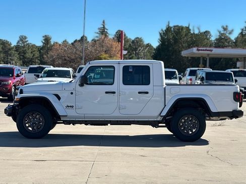 New 2026 Jeep Gladiator Sport image 6