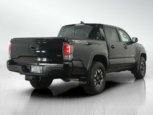 Used 2023 Toyota Tacoma TRD Off-Road w/ TRD Premium Off Road Package image 5