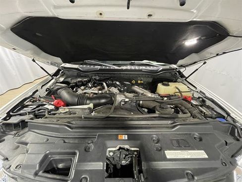 Used 2019 Ford F250 Lariat w/ Lariat Ultimate Package image 16