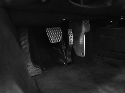 Certified 2023 Ferrari SF90 Stradale image 39