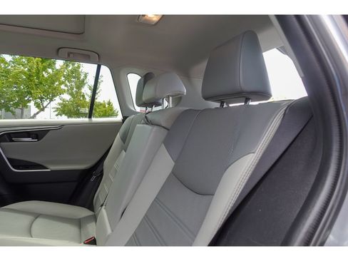 Certified 2021 Toyota RAV4 Limited AWD/4WD image 21