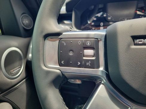 Used 2025 Land Rover Discovery S AWD/4WD image 26