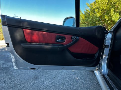 Used 1998 BMW Z3 1.9 image 30