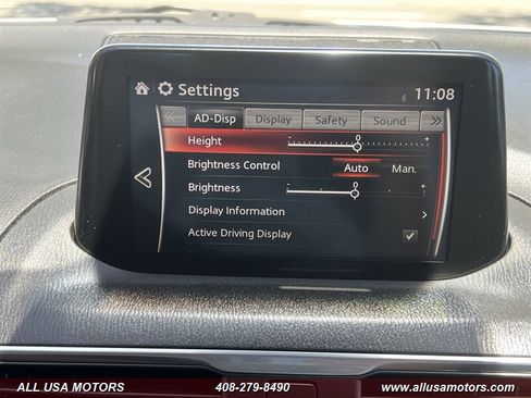 Used 2017 MAZDA MAZDA3 Grand Touring w/ Premium Equipment Package FWD image 34