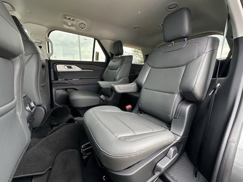 New 2026 Ford Explorer Active w/ Active Comfort Package image 58