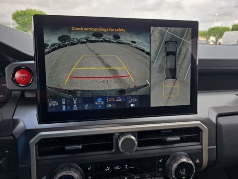 New 2026 Toyota Tacoma TRD Off-Road AWD/4WD image 19