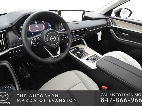 Certified 2025 MAZDA CX-70 Plug-In Hybrid w/ Premium Pkg image 30