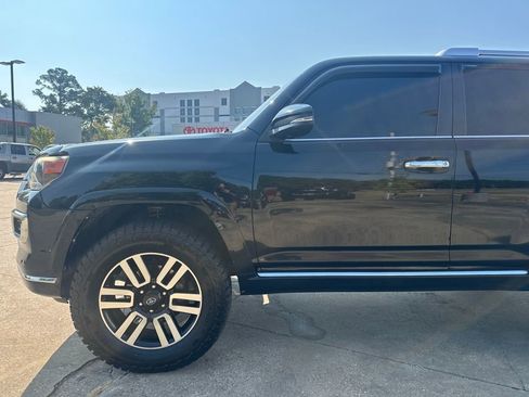 Used 2016 Toyota 4Runner Limited image 30