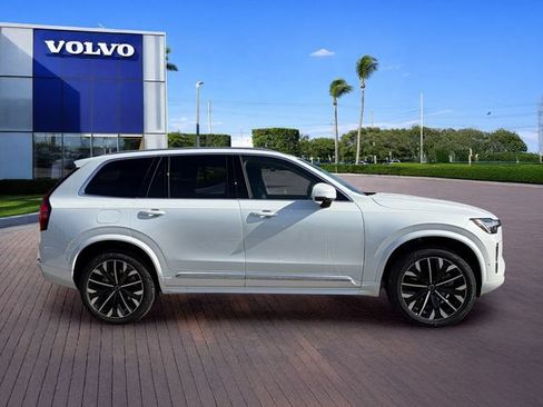 New 2026 Volvo XC90 T8 Plus w/ Protection Package AWD/4WD image 8