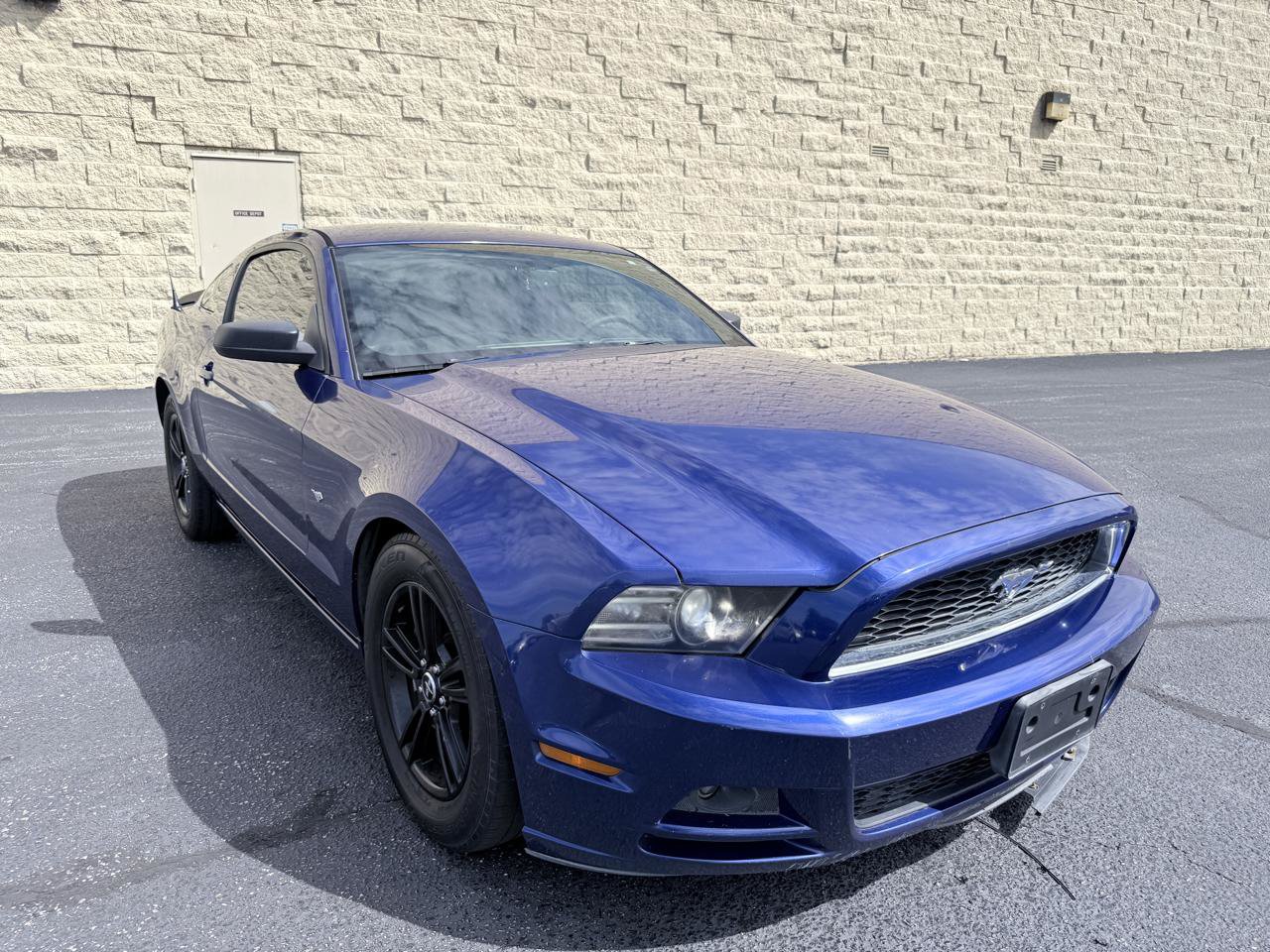 Used 2014 Ford Mustang Coupe w/ Equipment Group 102A RWD image 7