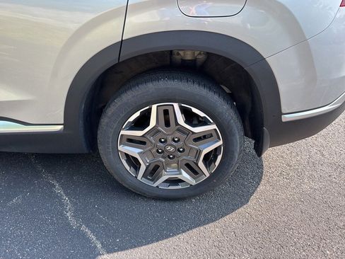 Certified 2023 Hyundai Santa Fe Limited image 13