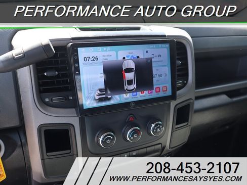 Used 2014 RAM 2500 Tradesman w/ Chrome Appearance Group AWD/4WD image 17