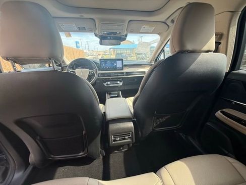 Used 2025 Lincoln Corsair Grand Touring w/ Jet Appearance Package image 12