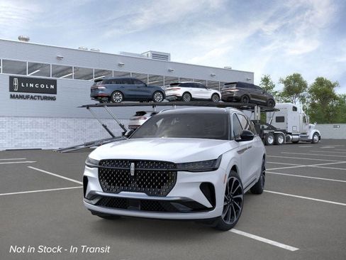 New 2026 Lincoln Nautilus Black Label image 2